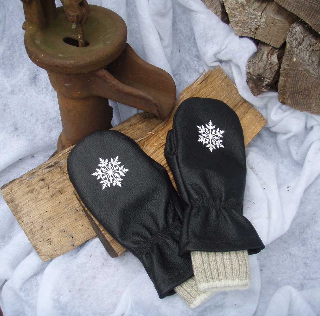 Ladies Medium Designer Black Genuine Cow Leather Chopper Mittens, Laser