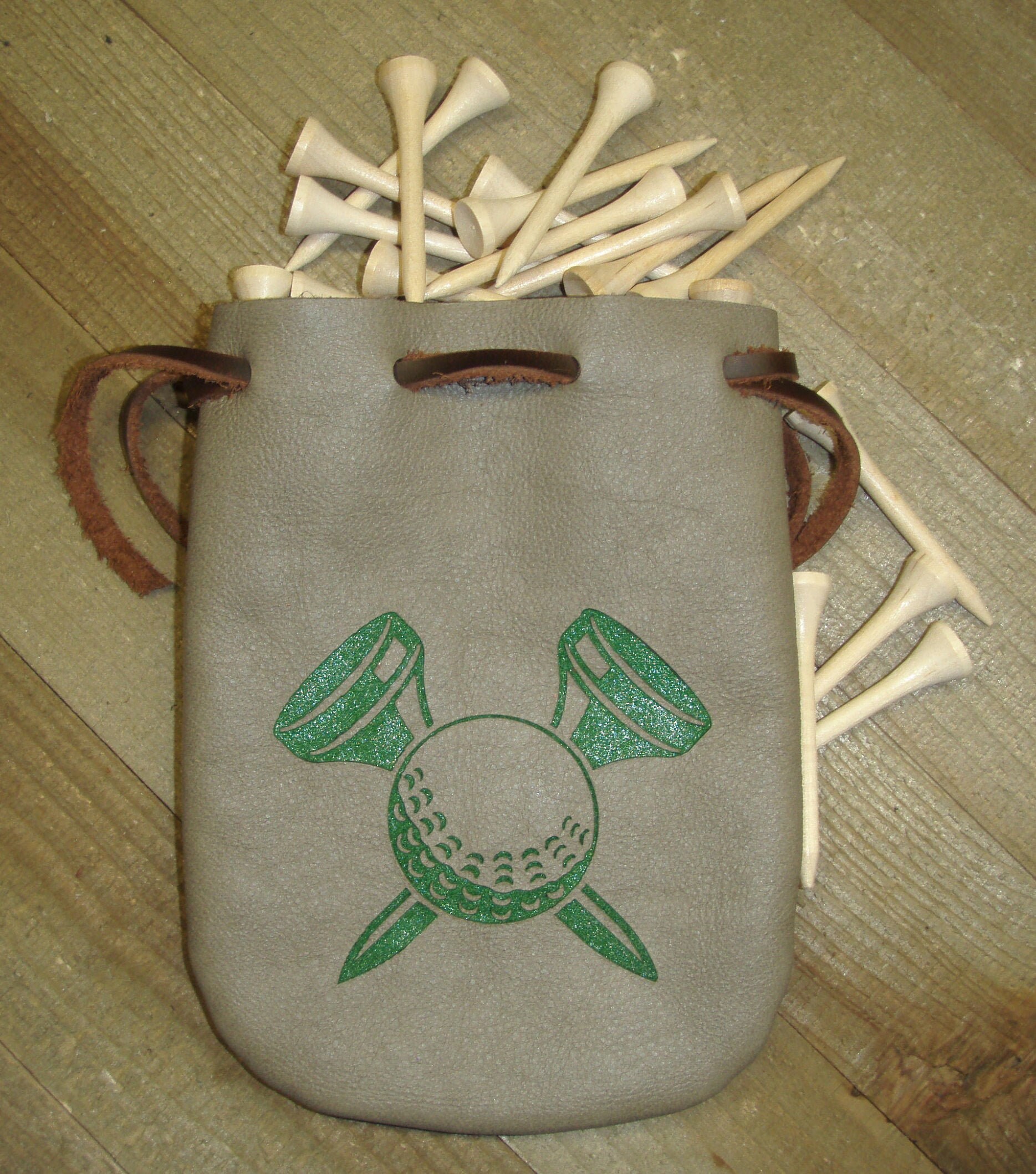 Pochette de tee de golf à cordon de serrage en cuir gravé au Etsy France