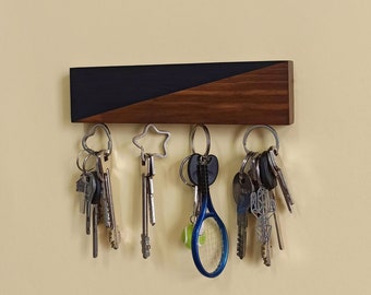 Porte-clés mural en bois fait main | Organiseur de clés magnétique mural minimaliste pour entrée | Cadeau original