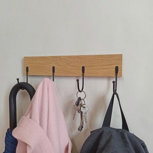 Wall coat hanger