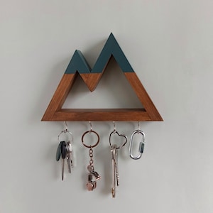 Entryway Wall Key Holder Mountains, Wall key Rack, Original Housewarming Gift,  Snowboarding