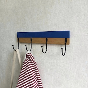 Handmade Oak Entryway Hooks - Wall-Mounted Key Holder and Coat Rack
