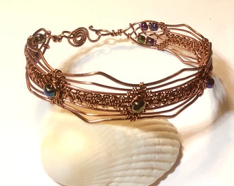 Antique Copper Wire Weave Scallop Edge Bracelet with Multi Color Metallic Beads