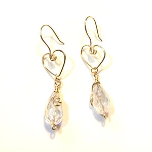 Gold Herz Ohr Haken Ohrringe mit klarer Kristall Teardrop Perle