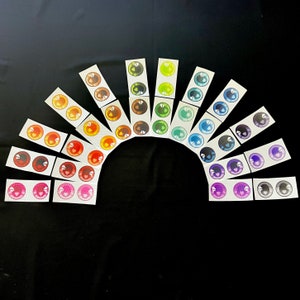 Custom Color Oval with Heart Highlight Fursuit Eye Mesh