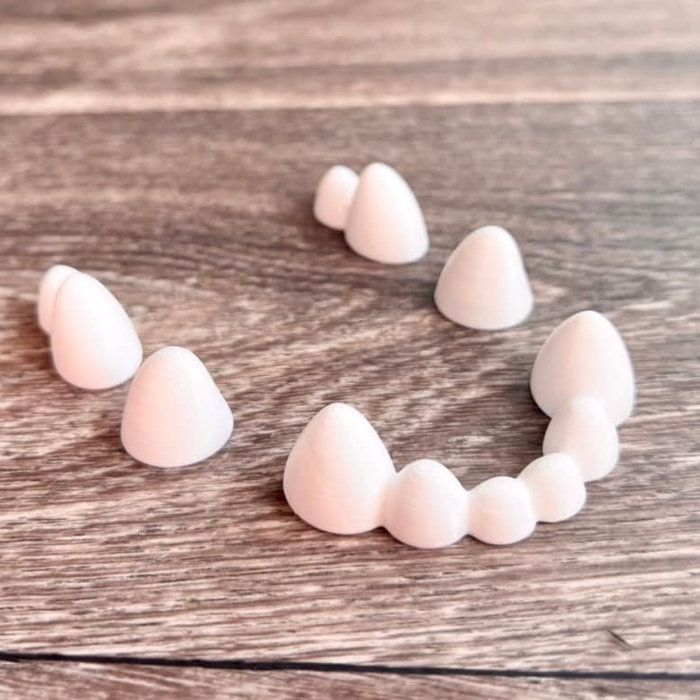 Rounded Fursuit Teeth Set