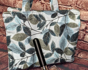 Makeup carrying case green leaves