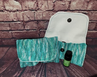 Small 3 slot essential oil pouch silver green