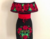 Off the shoulder Mexican Dress, Mexican Embroidered Dress, Mexican Peasant Dress, Vestido Campesina Bordado, Fiesta Dress, Mexican Dress