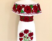 Off the shoulder Embroidered Mexican Dress, Vestido Campesina Bordado, Fiesta Dress