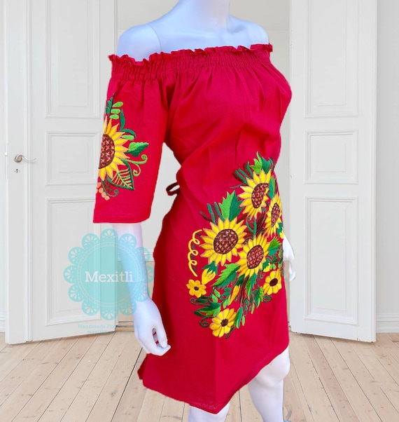 Vestido rojo bordado cheap