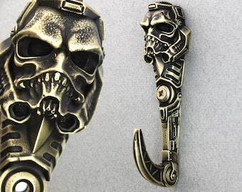Starker Wandhaken „Stormtrooper Scull“ von Dwarfus Star Hanger Vintage-Möbel aus massivem Messing für Kleidung, Kitchen Wars, exklusives Design