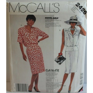 McCalls Sewing Pattern 2426 Misses Dress Size 8 10 12 Petite