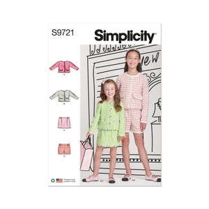 Può includere: Modello di cucito Simplicity S9721 con giacche, gonne e pantaloncini per bambini. Il modello include illustrazioni dei capi finiti in tweed rosa, verde e grigio. Due ragazze indossano i completi nell'immagine.