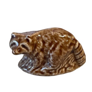 Wade Whimsies Red Rose Tea Racoon Figurine Glazed Porcelain England