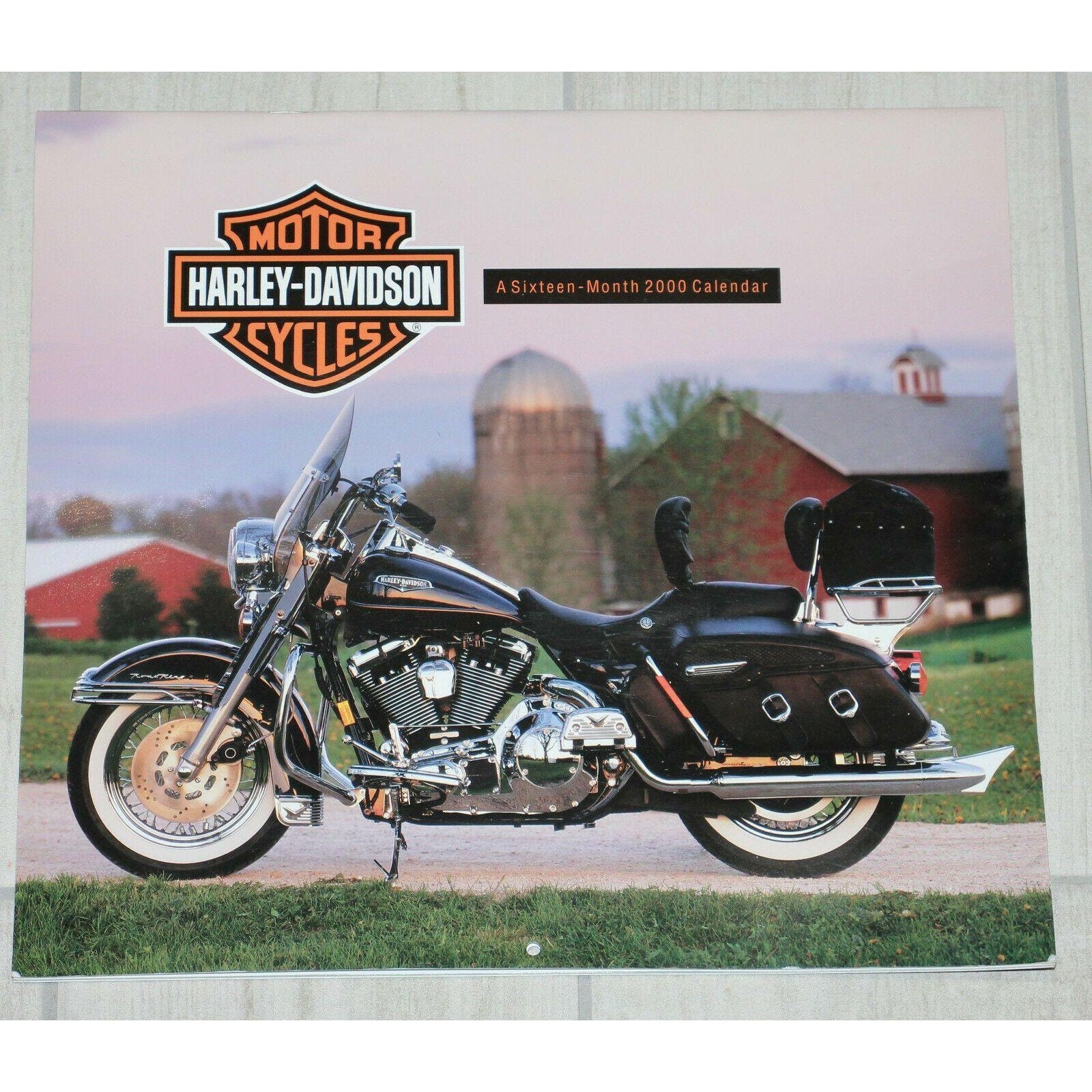 Classic Harley Picture Frame, Harley Davidson Gifts for Men, Harley  Davidson Gifts for Women, Harley Davidson Wedding Gifts, Biker Motorcycle  Accessories for Men, Unique Motorcycle Wall Decor, 5007B : :  Automotive