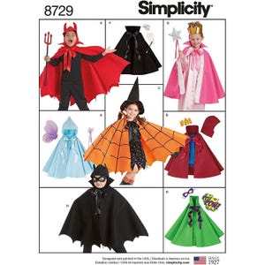 Puede incluir: Sobre de patrón de costura Simplicity 8729 que muestra varios diseños de capas para niños. Los estilos incluyen una capa de diablo roja, capa negra, capa rosa con corona, capa azul con alas, capa naranja de telaraña, capa granate, capa de murciélago negra y capa verde.
