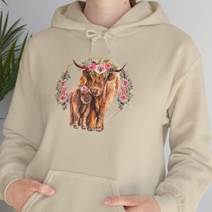 Highland Cow Hoodie, Cute Cow Design, Soft Pullover Sweatshirt, Cozy Cow Lover Gift, Farm Animal Sweatshirt