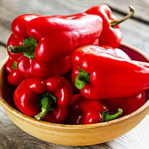 Bell Pepper Seeds -  Red Sweet Pepper Seeds - Spanish Pepper Seeds - Heirloom - Vegetable Seeds - Garden Seeds