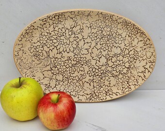 Stoneware Pottery Tray in Jasmine in Rust