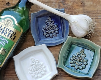 Garlic Grater Small Blossom