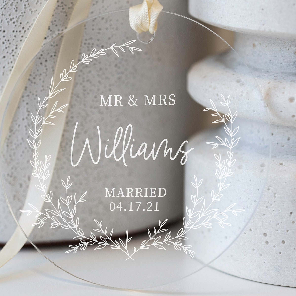 Personalized Married Ornament Clear Acrylic Mr & Mrs Our First Christmas Gift for the Couple Wedding Gift AO06 - Etsy