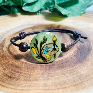 Artist Paint Palette Wood Bracelet. Art Teacher Gifts/Gifts for Artists/Jewelry for Artists/Wood Burned Paint Pallet for artists/Painter