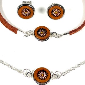 Daisy Jewelry Gift Set | Tiny Daisy Flower Leather Earring Studs | Hand Tooled and Hand Painted Daisy Choker | Daisy Leather  Bracelet |