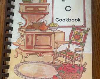 TLC Cookbook Trinity Lutheran Church Woodward Oklahoma Vintage Cookbook 1985