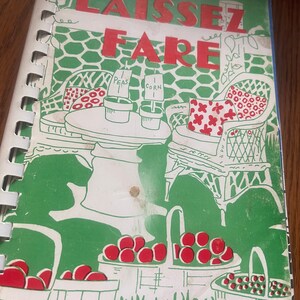 Laissez Fare Junior League 1975 Stamford Norwalk Vintage Fundraising Cookbook