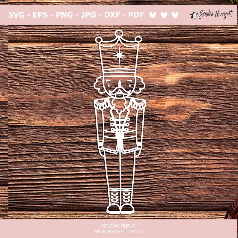 Może przedstawiać: Biały zarys tradycyjnego żołnierza-łamacza orzech&oacute;w z koroną, wąsami i brodą. Łamacz orzech&oacute;w stoi z ramionami opuszczonymi wzdłuż ciała i nosi mundur z guzikami i szarfą.