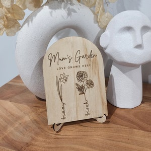 Mother's Day Gift, Personalised Engraved Birth Month Flower Plaque, Mummy's Garden Decoration, Grandma Gift, Nanna, Nanny Gift