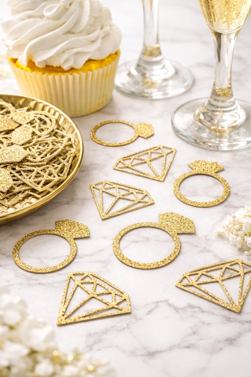 Kit Decorazioni Per Fidanzamento Oro 35 Pezzi - Striscioni Happy Engagement, She Said Yes, Palloncini Glitter, Topper Cupcake - 5
