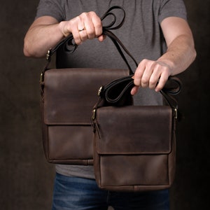 Sac en cuir pour homme, sac à bandoulière fait main pour homme, sac à bandoulière en cuir gravé, besace en cuir personnalisée, cadeau d'anniversaire pour lui