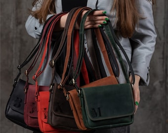 Bolso bandolera personalizado, bolso cruzado de piel, bolso mensajero para mujer, bolso de piel con monograma grabado personalizado, regalo para dama de honor