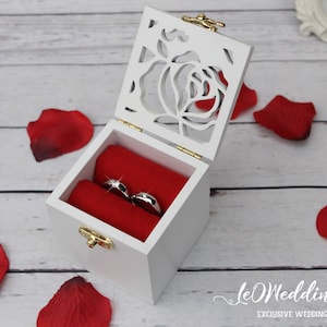 Red&White Rose Wedding Ring Bearer Box-Wooden Ring Keepsake Box-Wedding Ring Holder-Roses Engagement ring box-Wedding Gift-Proposal box