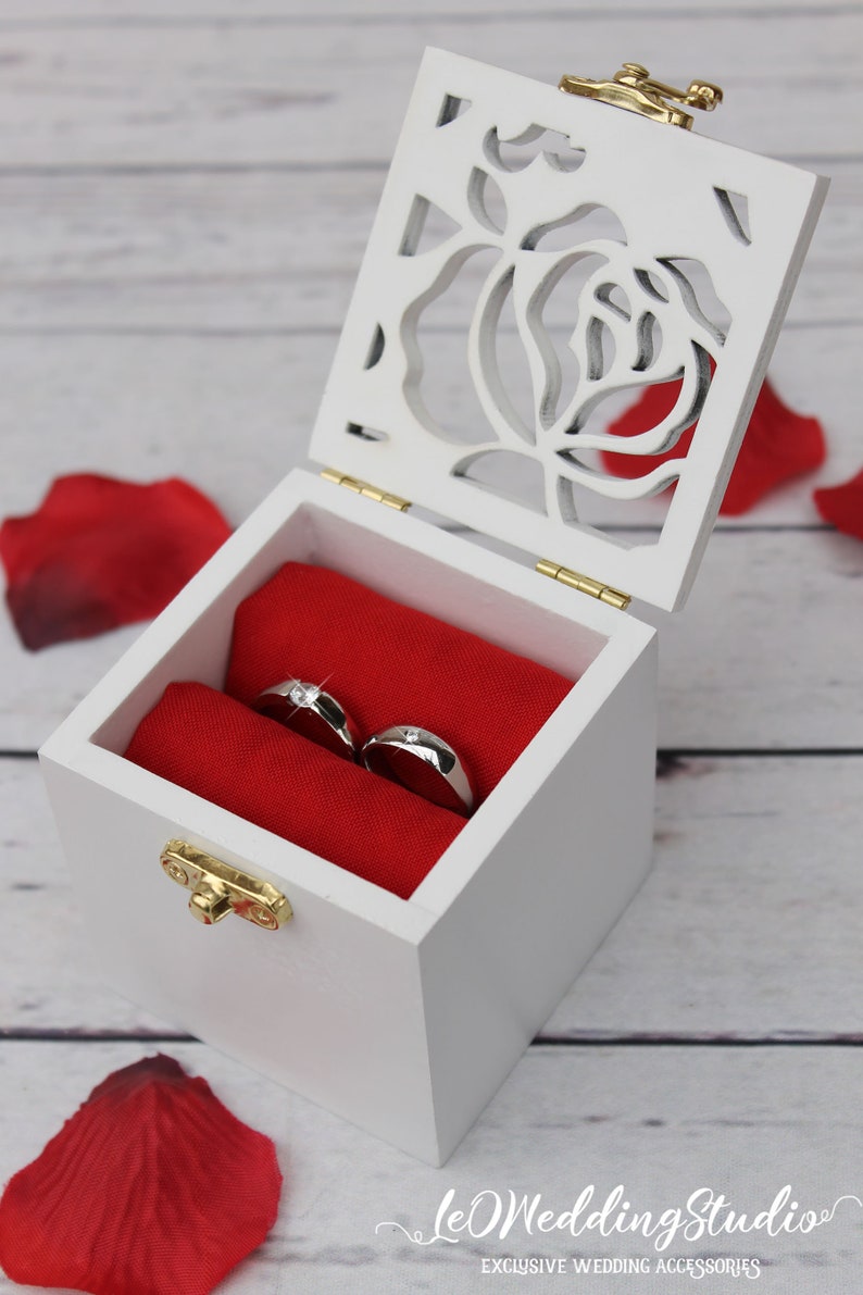 ring keepsake box