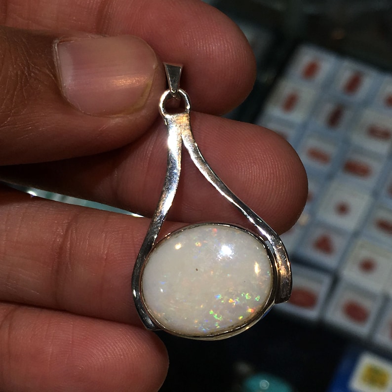 Very Amazing Natural Australian Opal Multi Fire Gemstone Pendant 925 Solid Sterling Silver Pendant Jewelry Stone Siz 18x15 for Gift Pendant