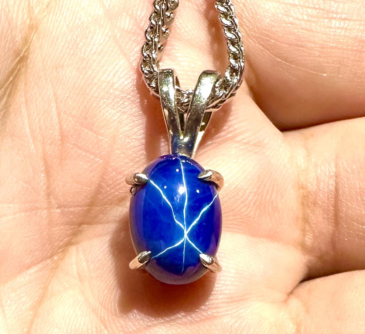 Ciondolo In Argento 925 Con Zaffiro Blu Naturale 4 Carati - Pietra Ovale, Fatto A Mano India