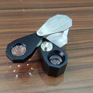 3 Pieces Jewelers Eye Loupe Set 10X, 20X and 30X Pocket Jewelry Loupe,  Jewelers Eye Magnifying Glass Magnifier for Jewelry Coins Gems Stamps  Watches Supplies (Silver)