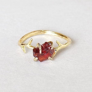 Raw garnet ring, January birthstone ring, Raw crystal ring, Dainty gemstone ring, Silver, gold, rose gold garnet boho ring, Healing gemstone