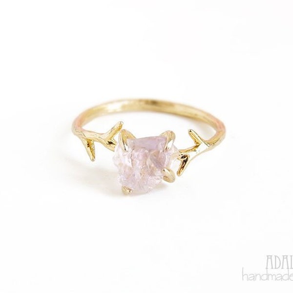 Raw amethyst ring, Raw stone ring, February birthstone ring, Light amethyst Gemstone jewelry, Silver, gold, rose gold amethyst ring