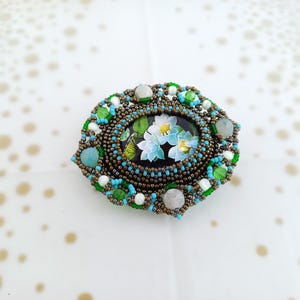 Embroidered Flower Brooch: Beaded Vintage Style Pin