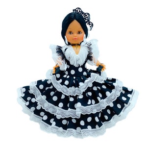 Muñeca de colección de 35 cm vestido regional edición limitada típico andaluza flamenca negro fabricada en España por Folk Artesanía Muñecas imagen 1