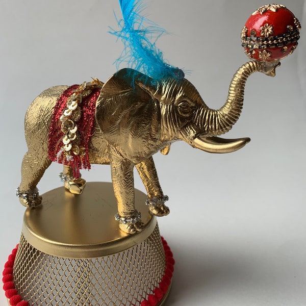 Elephant Cake Topper, Circus Animals, Circus Birthday, Wild One, Gold Animal Decor, Safari Birthday, Cake Topper, Custom Colors Available!
