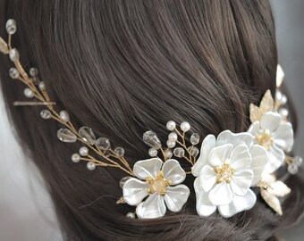 Bridal Hair Vine • Wedding Flower Piece • Bridal Pearl Headpiece • Wedding Hair Accessories • Bridal Hairpiece • Floral Headpiece for Bride