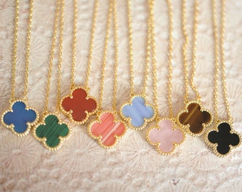 One Clover Necklace, 15 mm Clover Pendant in Gold plated 925S, Malachite, Black Onyx, Red Carnelian, Blue, Pink Agate, Chalcedony, Tiger Eye