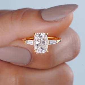 3 CT Elongated Cushion Cut Moissanite Ring Three Stone Engagement Ring 14K Gold Wedding Ring Past Present Future Ring Anniversary Gift