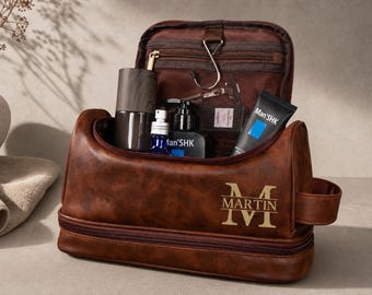 Personalized Men's Leather Toiletry Bag, Dopp Kit, Groomsmen Gifts, Anniversary Gift for Him, Travel Toiletry Accessory
