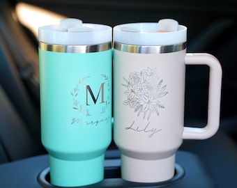 Personalized Cup 40oz Tumbler With Handle Not Stanley Girls Trip Vacation Beach Tumbler Custom Logo Cup Bridesmaid Holiday Tumbler